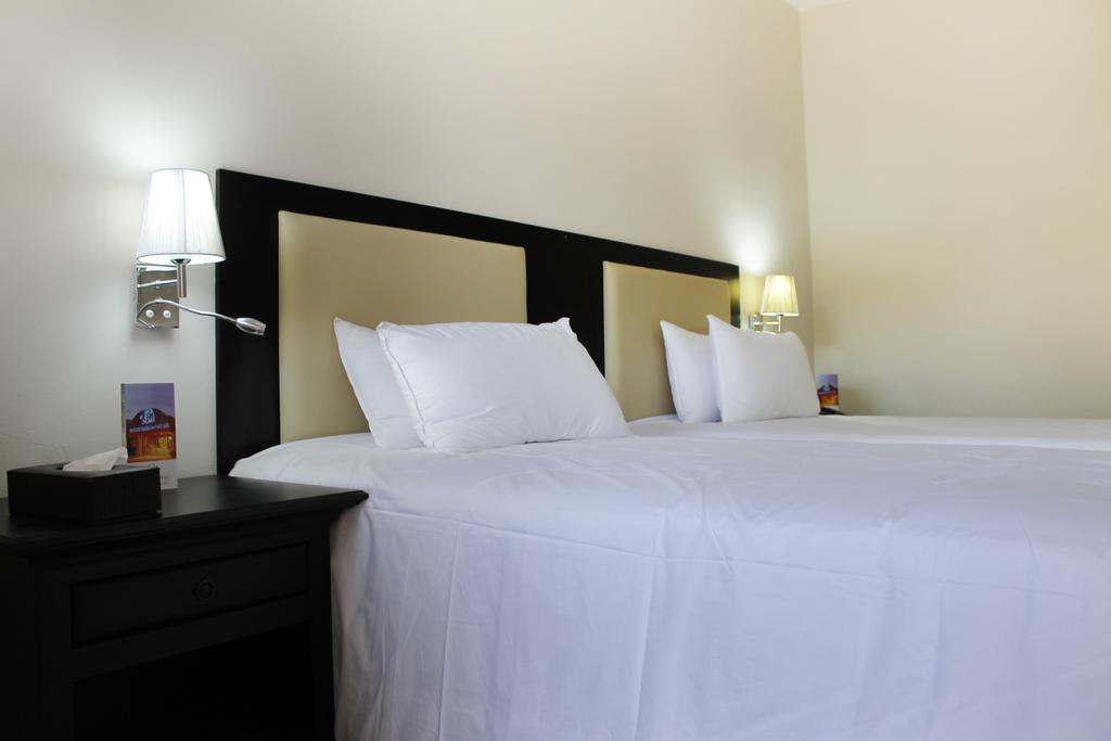 The George Hotel Manzini Kültér fotó