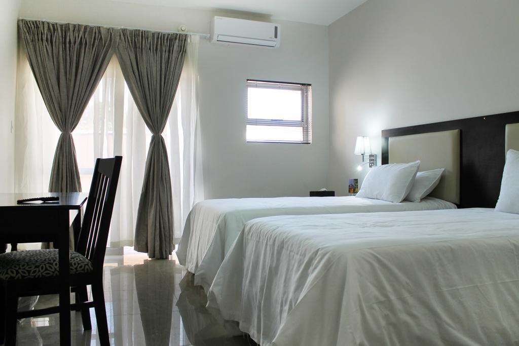 The George Hotel Manzini Kültér fotó