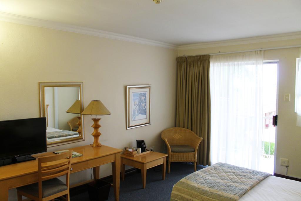 The George Hotel Manzini Kültér fotó