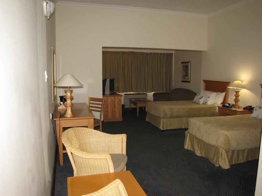 The George Hotel Manzini Kültér fotó