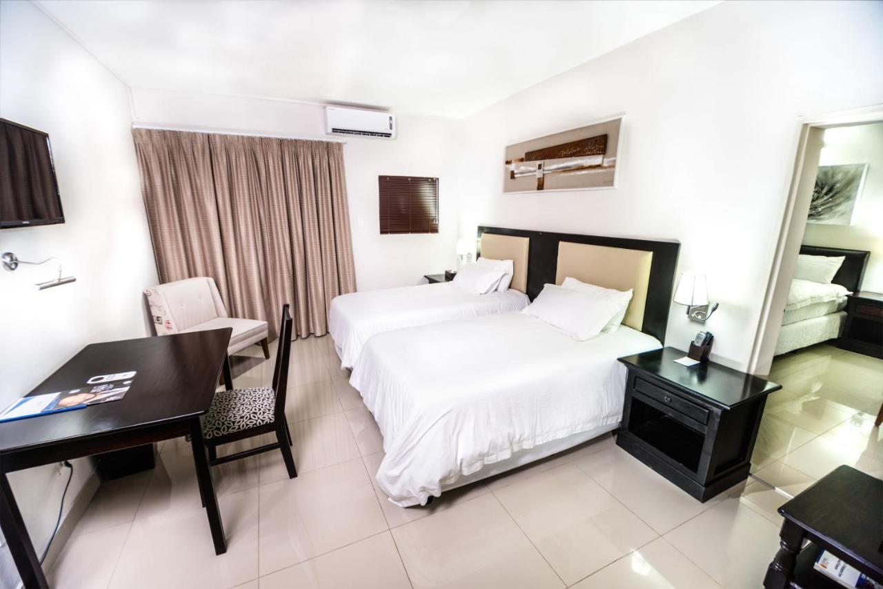 The George Hotel Manzini Kültér fotó
